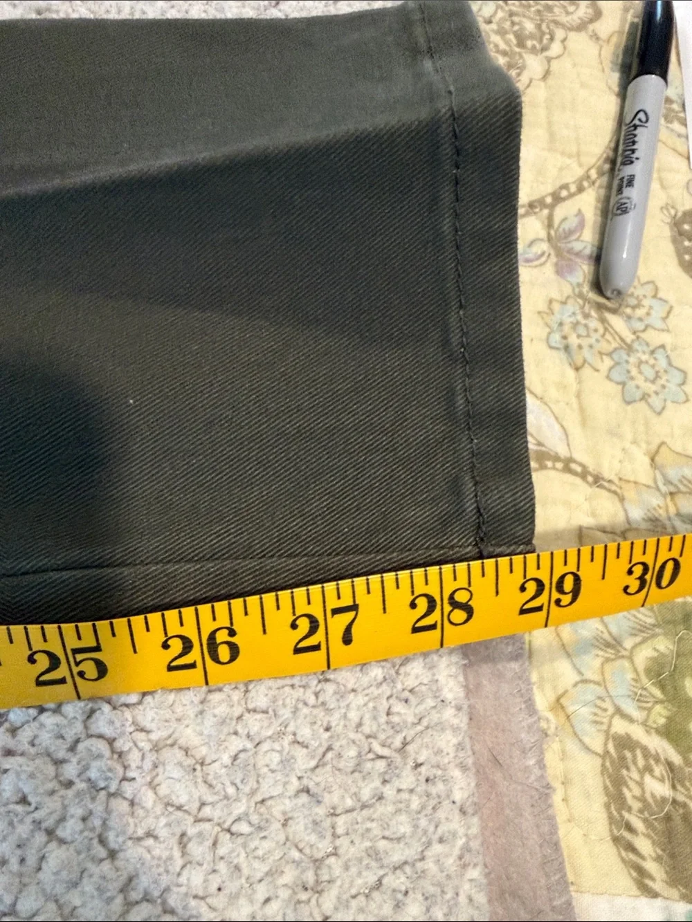 Gloria Vanderbilt Amanda Straight Leg Jeans in Olive Green